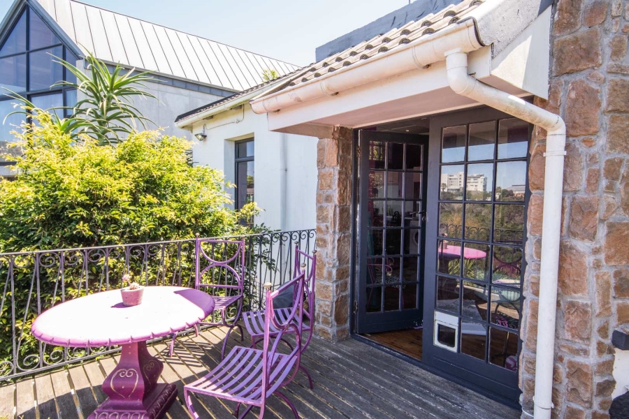 6 Bedroom Property for Sale in Port Elizabeth Central Eastern Cape